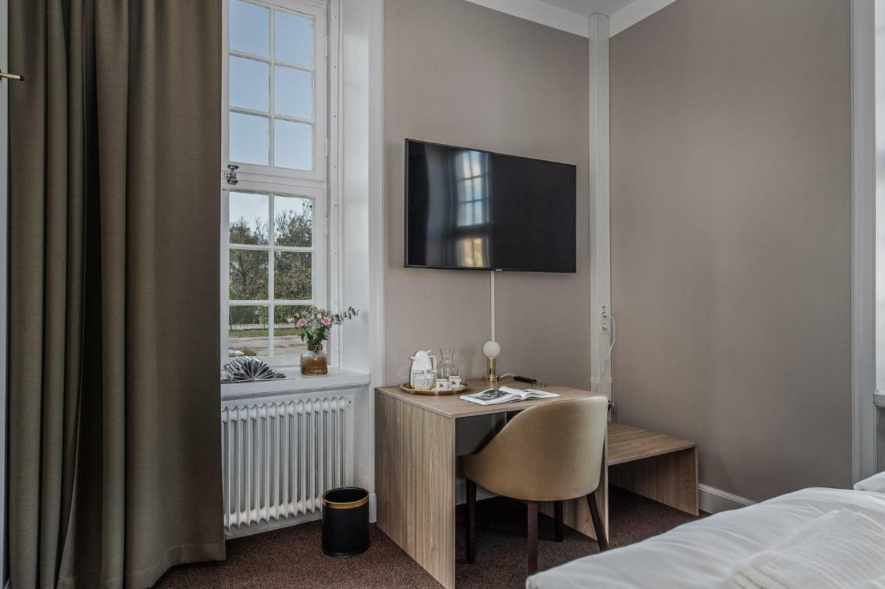 Livgrenadjaermaessen Hotell-Fest-Konferens Лінчепінг Екстер'єр фото